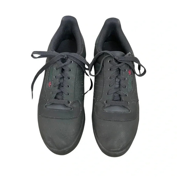 Adidas Calabasas Sleek Black Design US Size 9.5 Comfortable and Durable - Picture 2 of 10